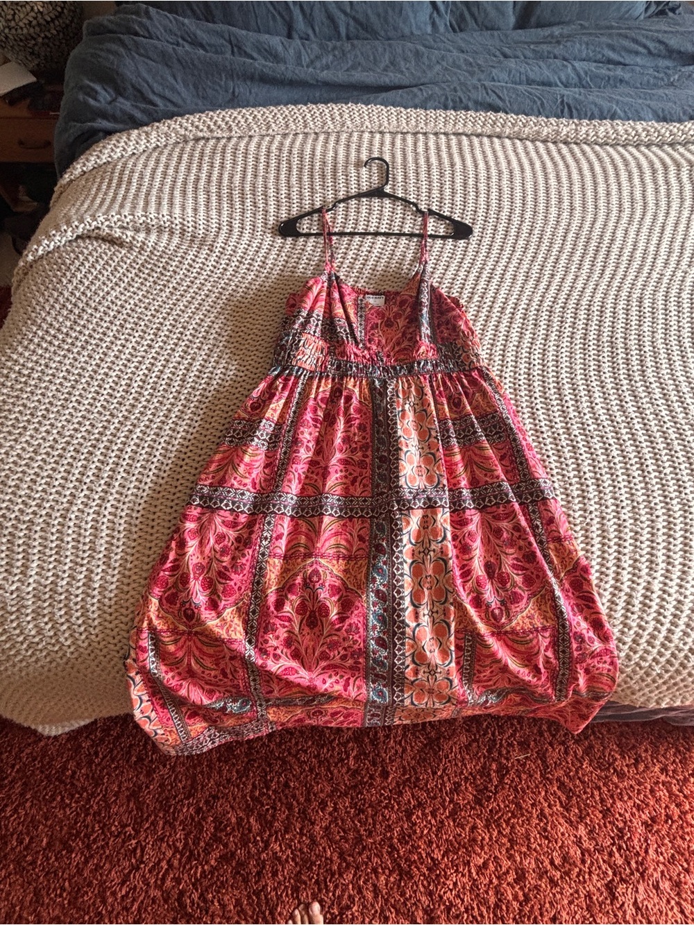 Old Navy Pink and Coral Paisley Spaghetti Strap Sundress size large